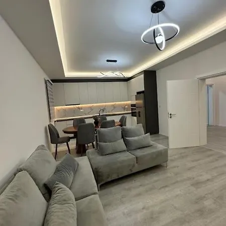 House In Villa Shkodra